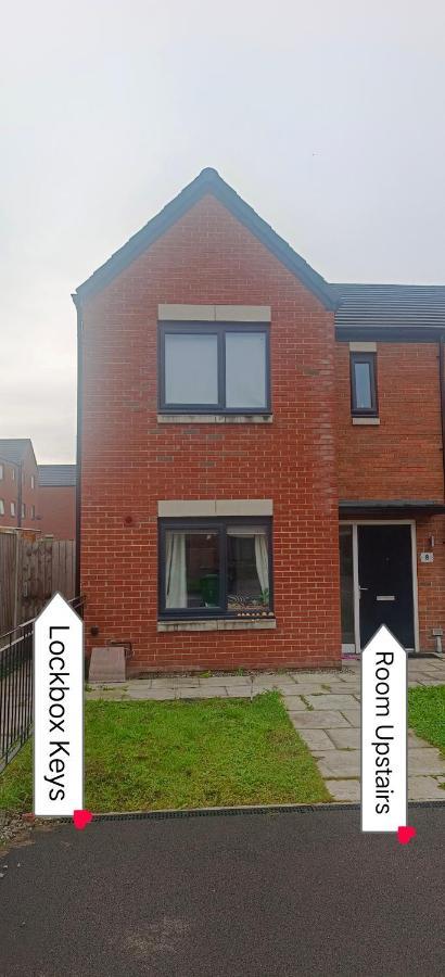 Free Car Park And Walk To Coop, Etihad, Piccadilly Mánchester Exterior foto